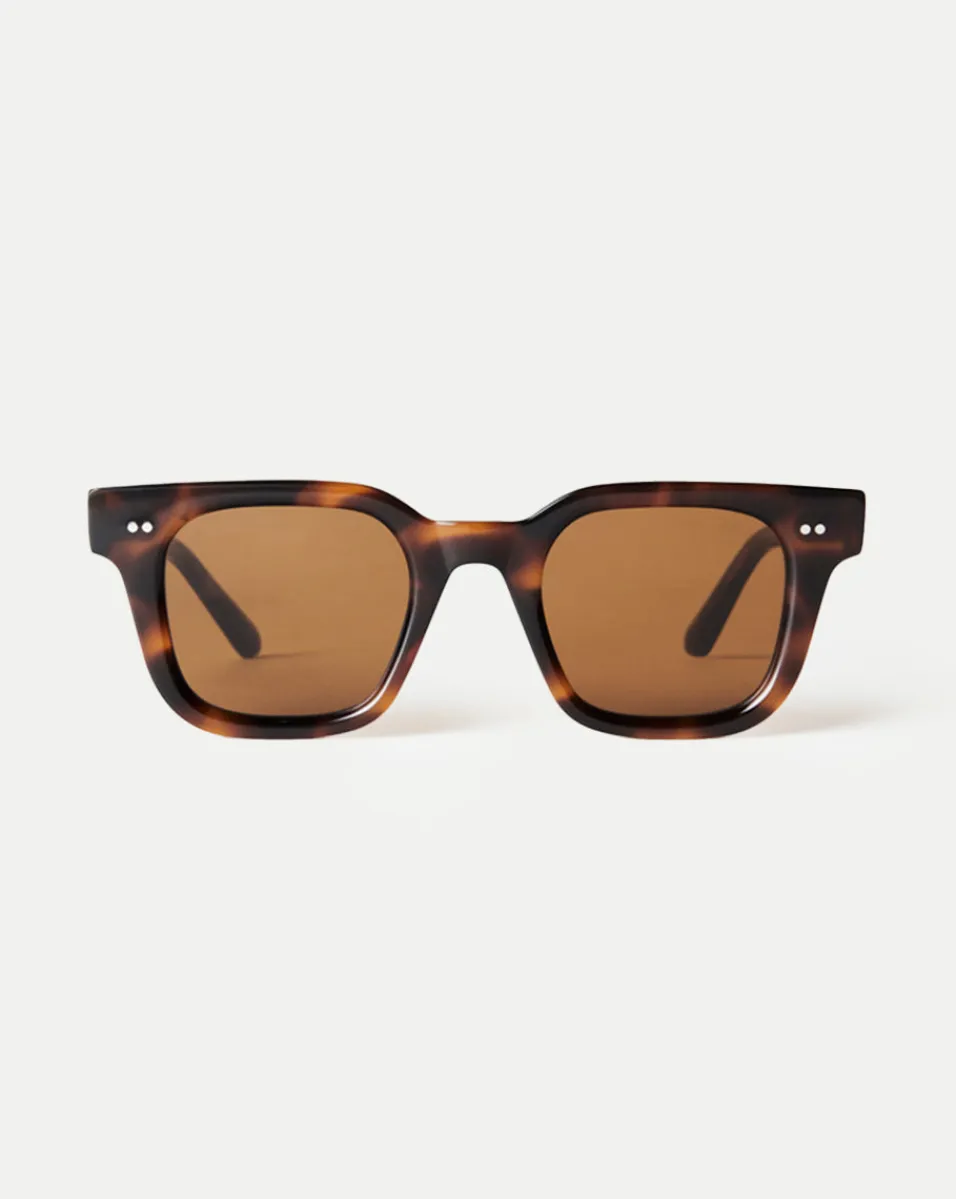 04 Sunglasses in Brown Multi>Veronica Beard Hot