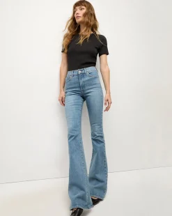 Beverly Skinny-Flare Jean in Light Blue Wash>Veronica Beard
