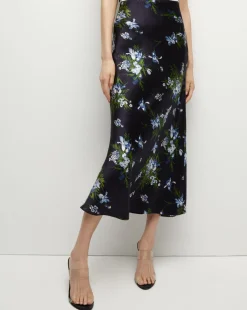 Clover Stretch-Silk Skirt in Navy Multi><noscript><img width=