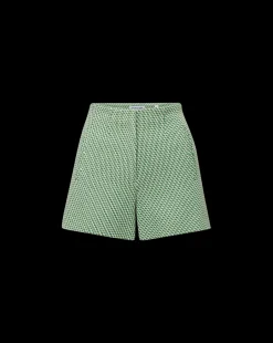 Jazmin Short in><noscript><img width=