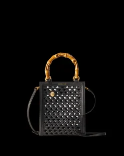 Small Shopper in><noscript><img width=